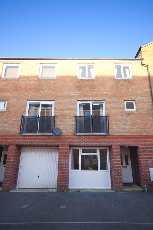 Town Or Country - Clench Street Apartment Southampton Ngoại thất bức ảnh