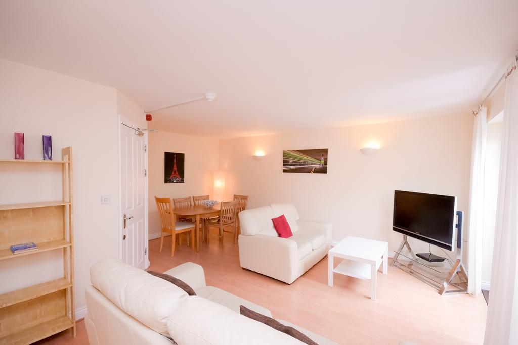 Town Or Country - Clench Street Apartment Southampton Ngoại thất bức ảnh